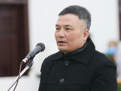 Xuất thân từ thợ cắt tóc, cựu Phó TGĐ Liên Kết Việt xin lỗi bị hại