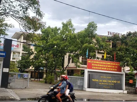 Làm rõ dấu hiệu nghiệm thu khống tại trường cao đẳng Công nghiệp Huế