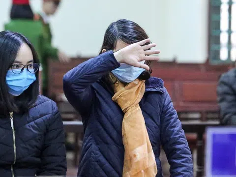 Đoàn thanh tra xây dựng "vòi" tiền doanh nghiệp "né tránh" phóng viên tại toà