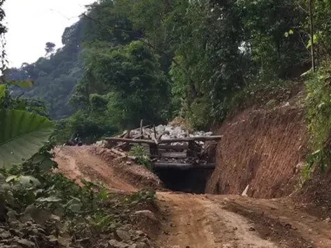 Bắc Kạn: Khai thác khoáng sản trái phép, “quặng tặc” ngang nhiên phá núi, bạt rừng