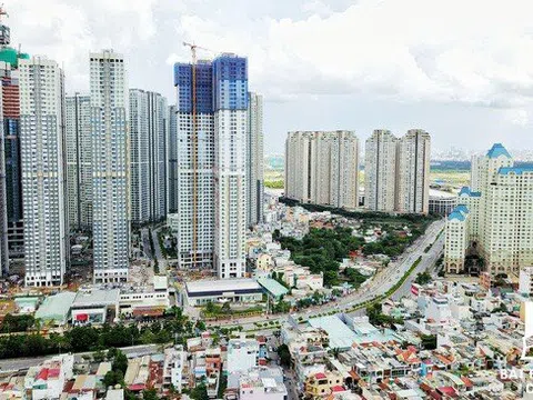 TP.HCM "siết" xây cao ốc tại 7 quận nội thành