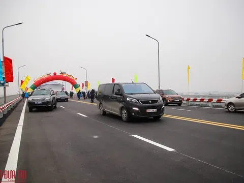 Hà Nội: Chính thức thông xe cầu Thăng Long