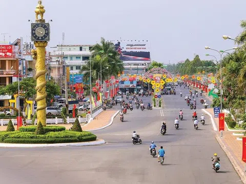 Hậu Giang: 13 tỷ đồng để tinh giản 74 biên chế