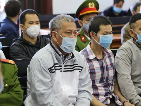Đang xét xử đại gia xăng dầu Trịnh Sướng và 38 đồng phạm