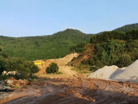 “Tuýt còi” nhiều sai phạm về khai thác đá ở Thừa Thiên-Huế